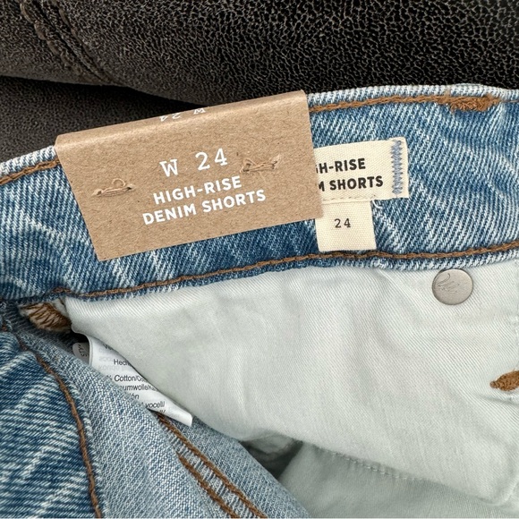 Madewell Shorts - Picture 3 of 4